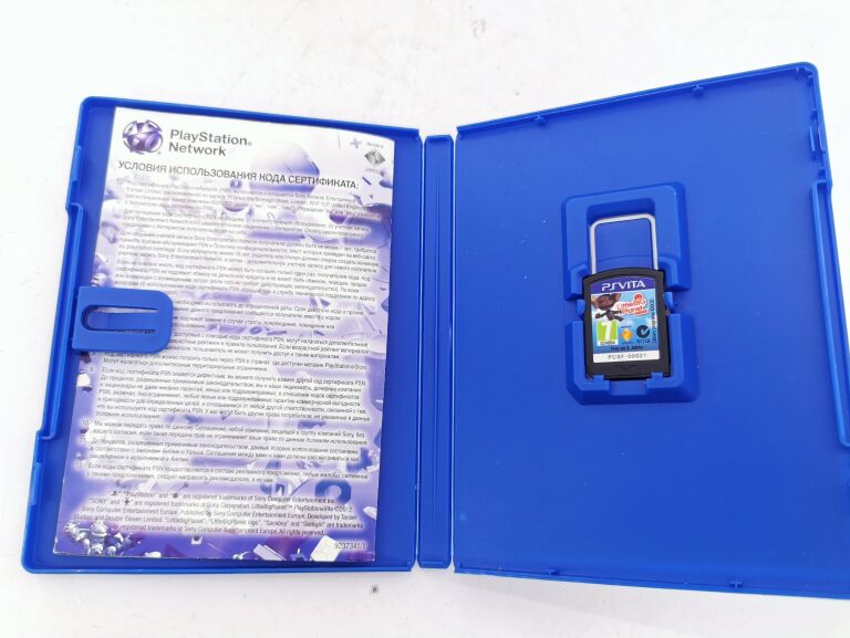 konsola-sony-ps-vita-pch-1004-zestaw-stan-uzywany