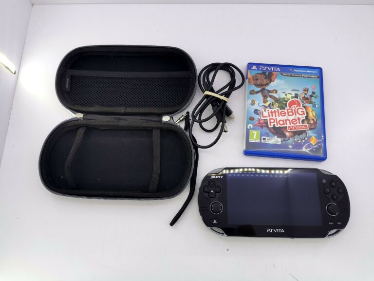 konsola-sony-ps-vita-pch-1004-zestaw-czerwony-dwor-24-gdansk