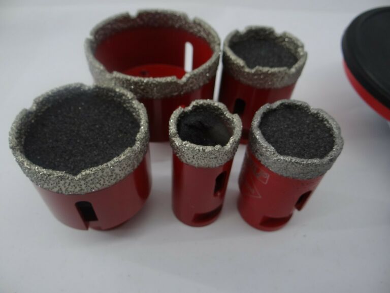 zestaw-otwornic-rubi-zastosowanie-ceramika