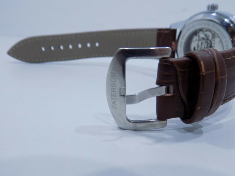ELEGANCKI ZEGAREK AUTOMATYCZNY PATERSON 3801