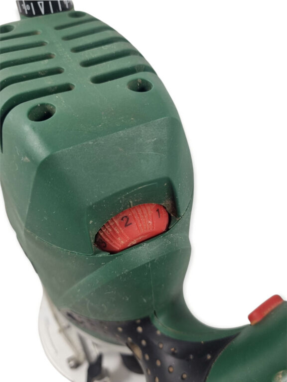 FREZARKA GÓRNOWRZECIONOWA BOSCH POF 1400 ACE FREZ