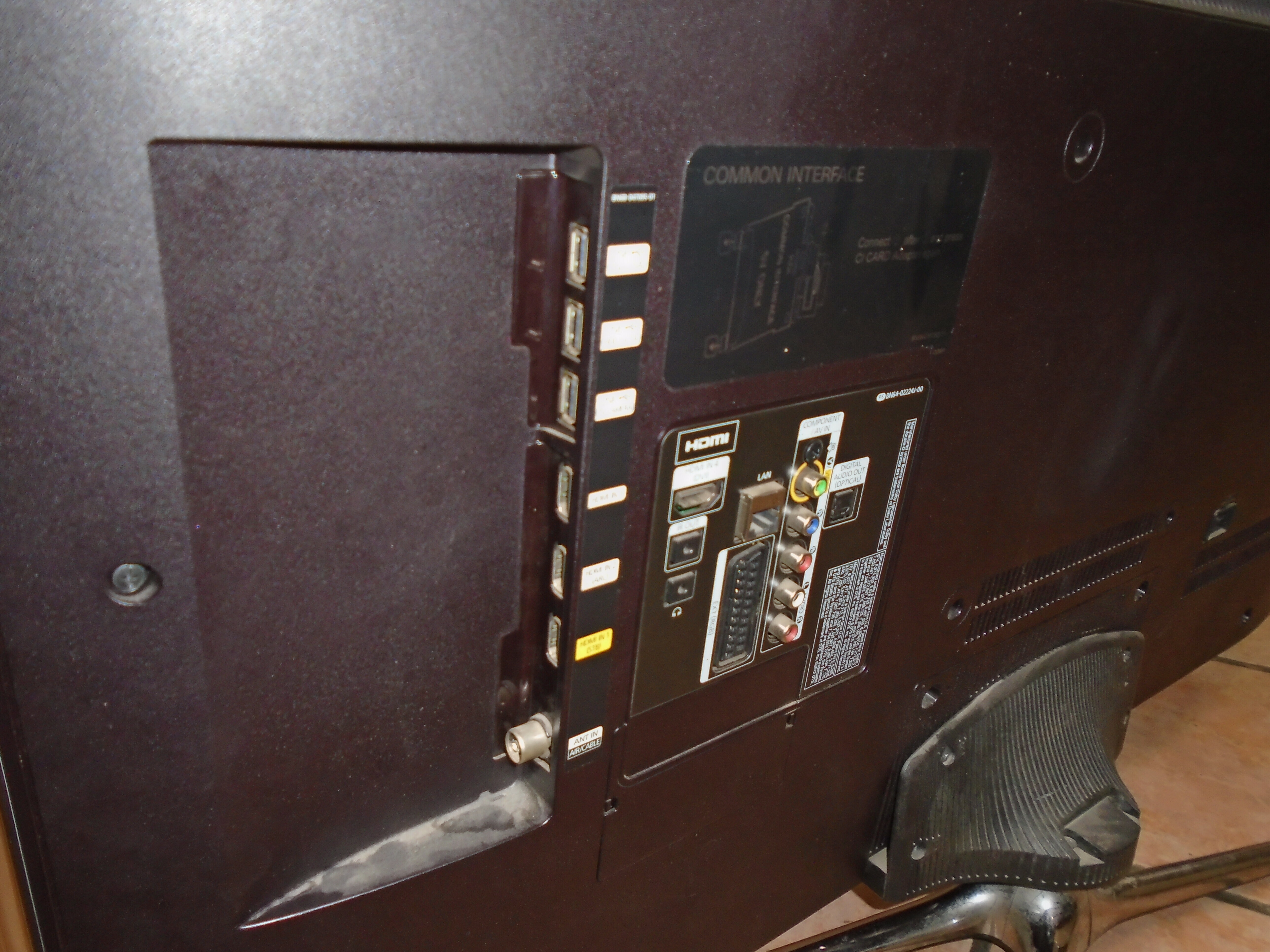 telewizor-samsung-ue40f6320aw-odbior-osobisty-kod-producenta-ue40f6320aw