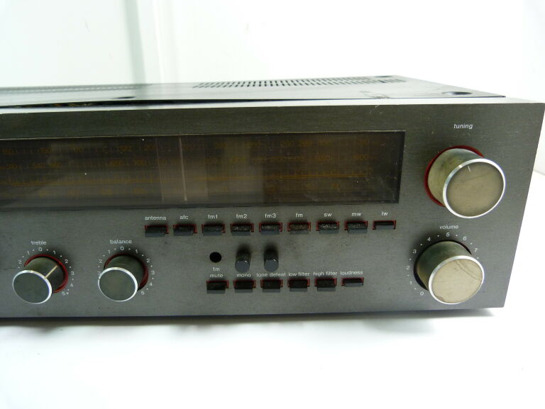 AMPLITUNER UNITRA AT 9010