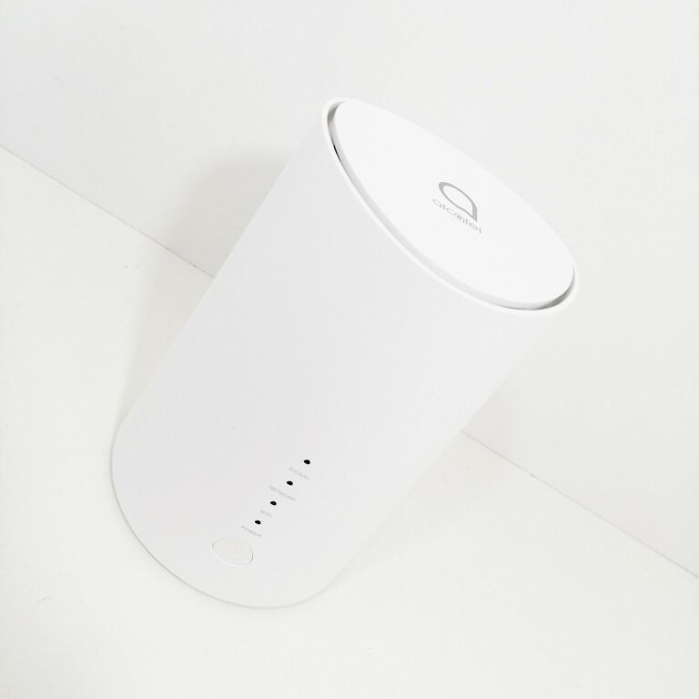 router-alcatel-linkhub-lte-cat7-home-station-wbudowany-modem-4g-lte