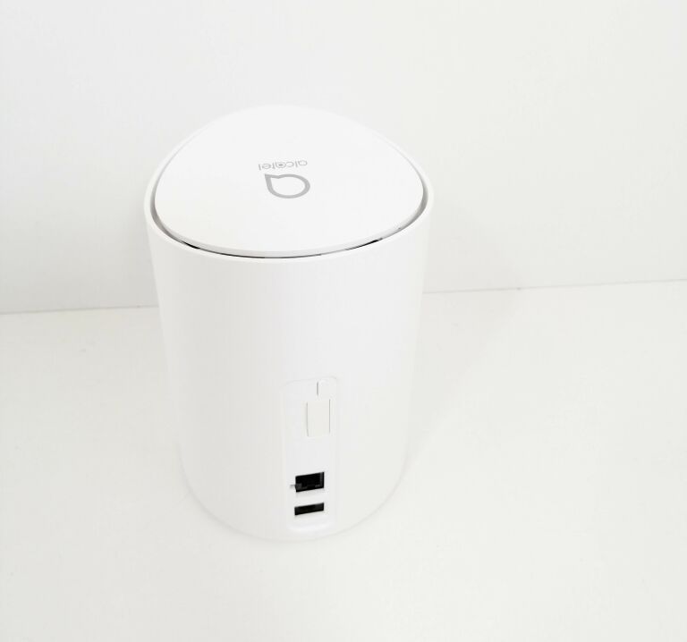 router-alcatel-linkhub-lte-cat7-home-station-standard-pracy-bezprzewodowej-80211ac-wi-fi-5