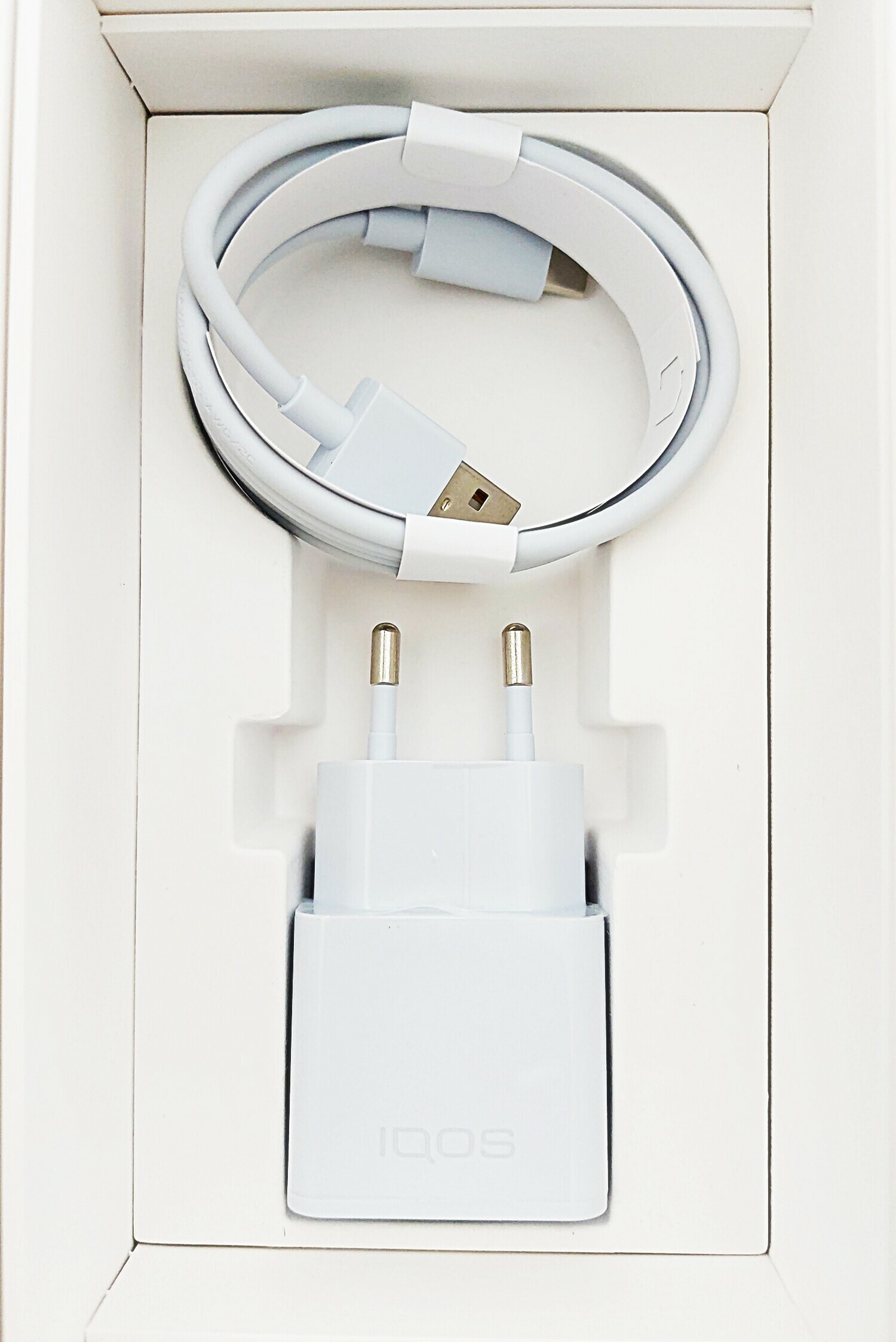 podgrzewacz-tytoniu-iqos-3-duo-bialy-komplet-chmielna-98-warszawa