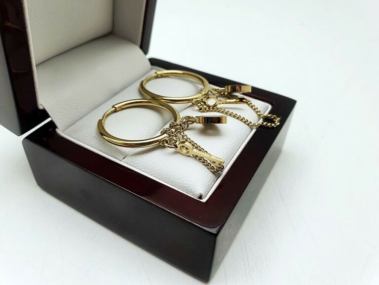 kolczyki-wiszace-stal-chirurgiczna-serce-klucz-marka-226434-1704211