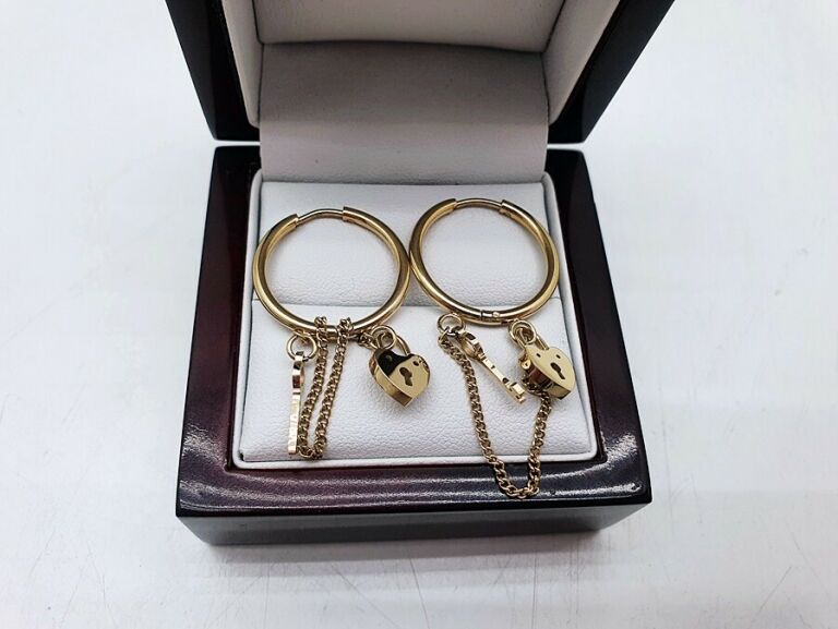 kolczyki-wiszace-stal-chirurgiczna-serce-klucz-strzegomska-200-wroclaw