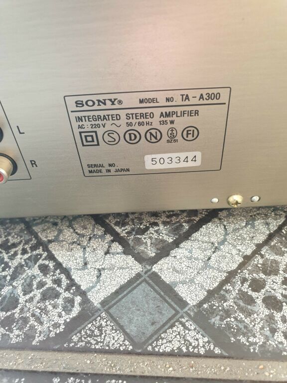 WZMACNIACZ SONY TA-A300 STAN DOBRY POLECAM !