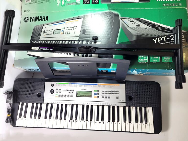 zadbany-keyboard-cyfrowy-yamaha-ypt-255-stojak-zamkowa-19-wegorzewo