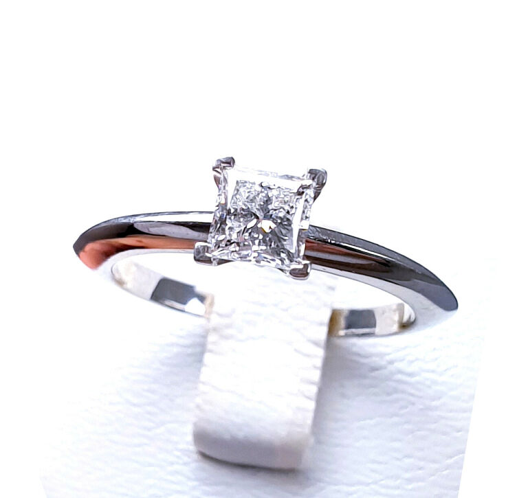 pierscionek-zareczynowy-tiffany-diament-platyna-rozmiarsrednica-wew-mm-121633