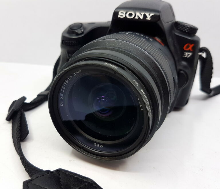 LUSTRZANKA SONY ALFA SLT-A37 + SONY SAL1855