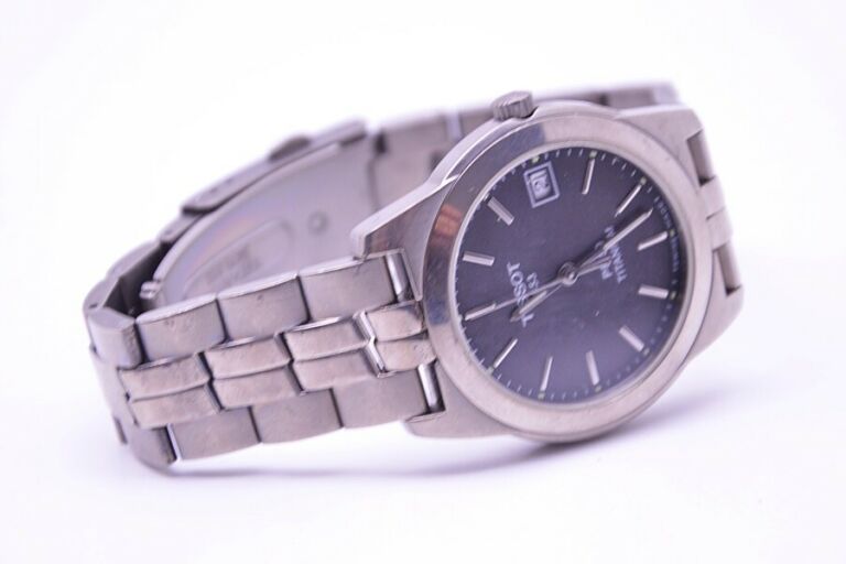 STARY MĘSKI ZEGAREK TISSOT J376