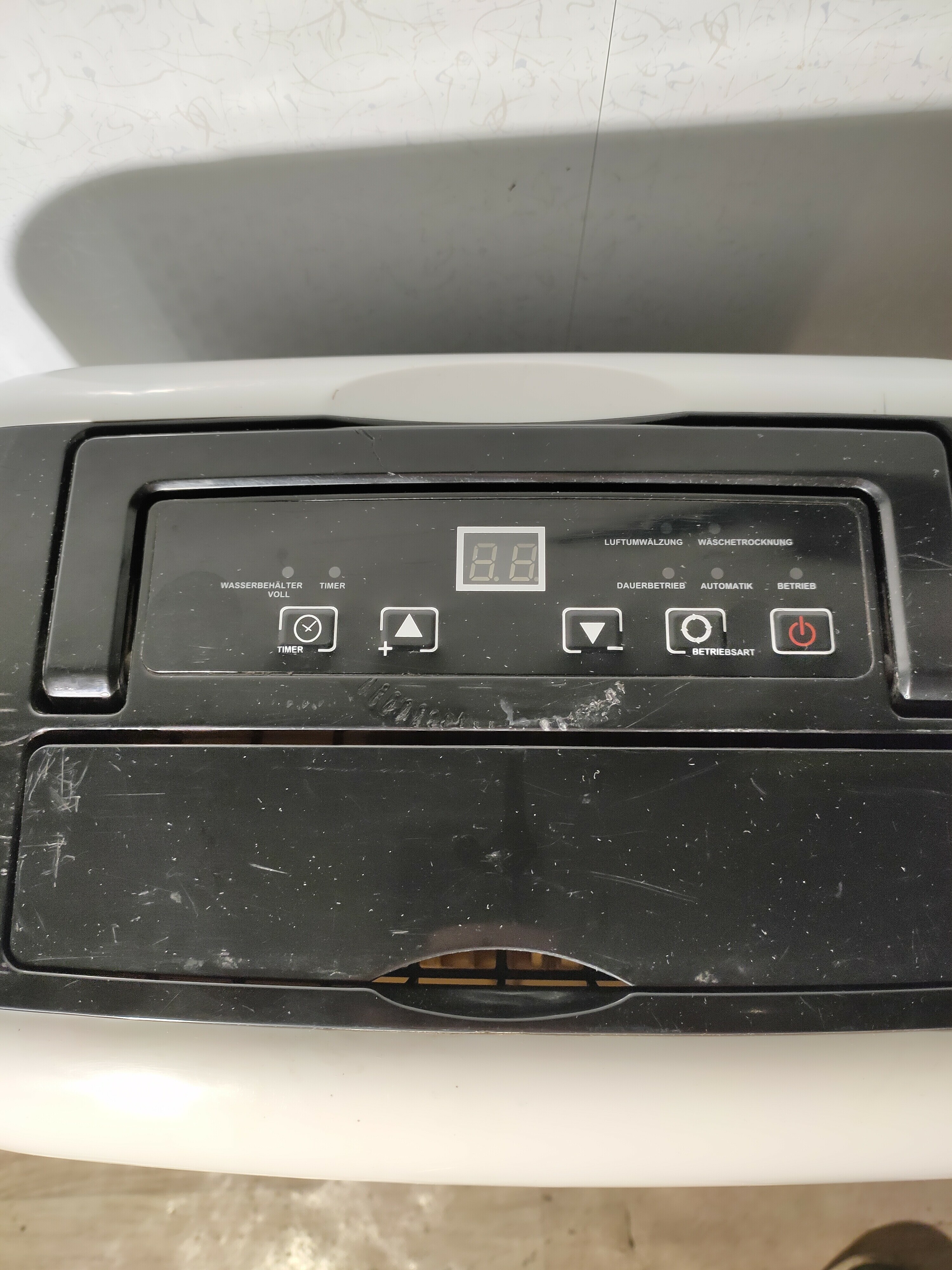 osuszacz-quigg-le-201313-glosno-chodzi-marka-inna