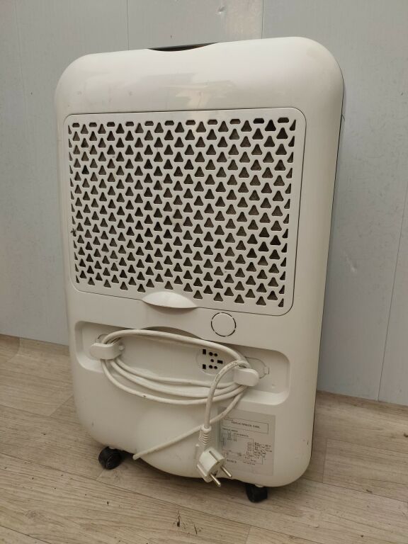 osuszacz-quigg-le-201313-glosno-chodzi-model-quigg-le-201313