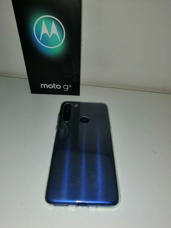 MOTOROLA MOTO G8