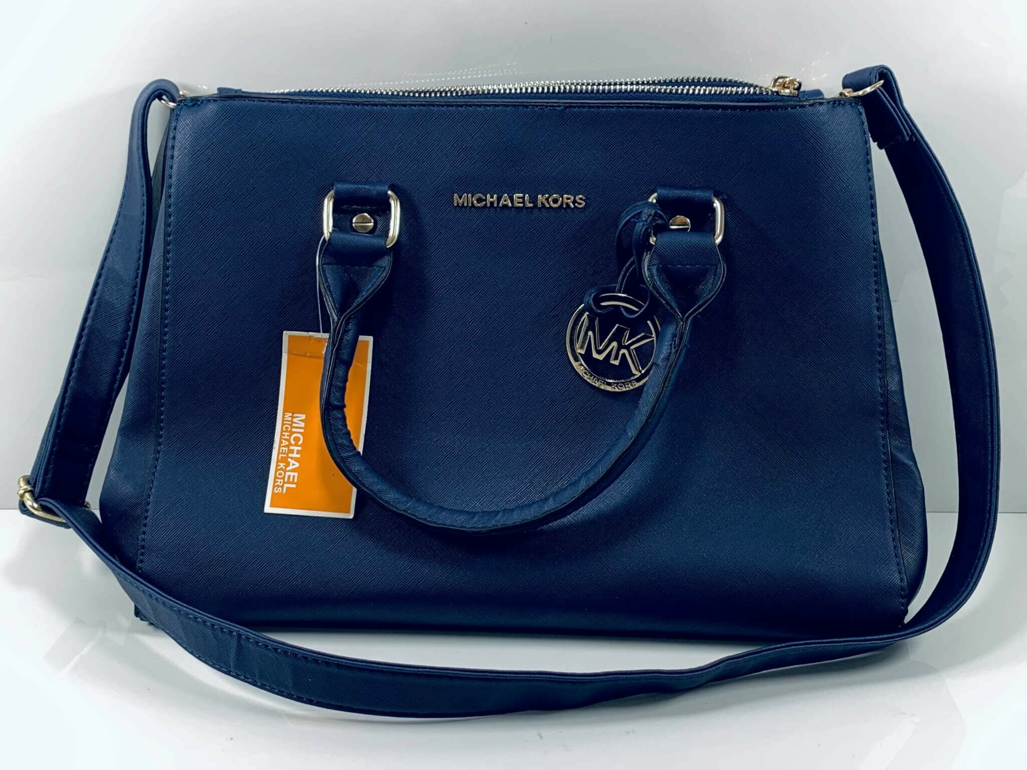 torebka-michael-kors-niebieska-plec-produkt-damski