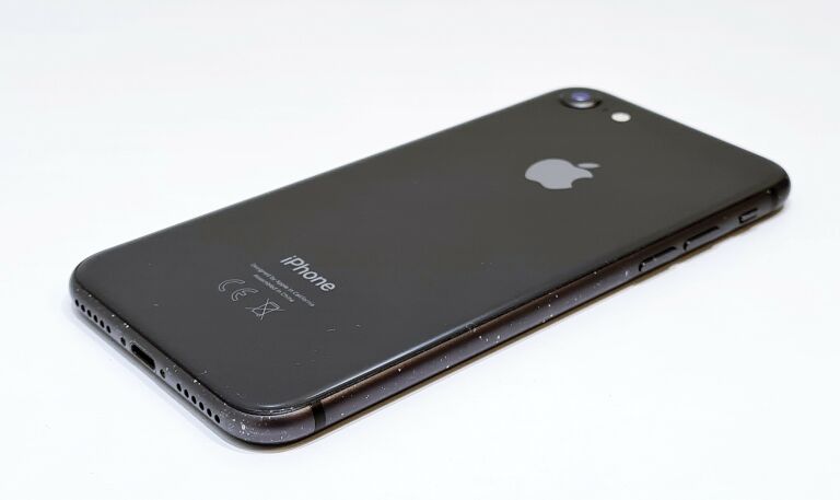 TELEFON IPHONE 8 64GB