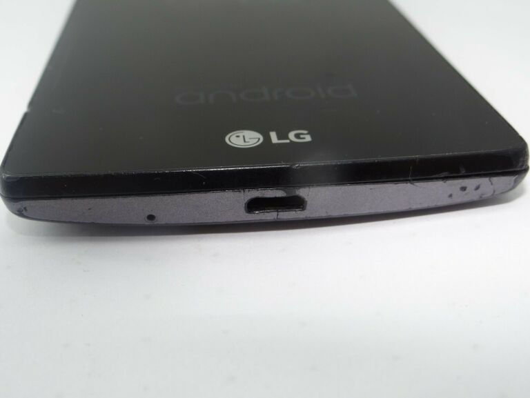 telefon-lg-g4c-h525n-wbudowana-pamiec-8-gb