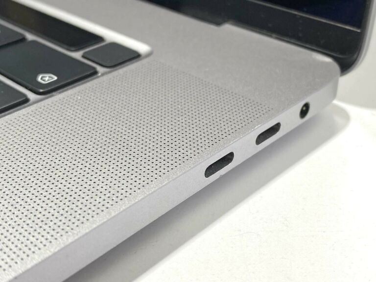 MACBOOK PRO 16 A2141 16GB/ I7 6X2.6GHZ /512SSD