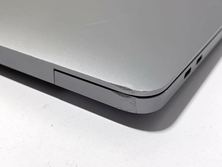 MACBOOK PRO 16 A2141 16GB/ I7 6X2.6GHZ /512SSD