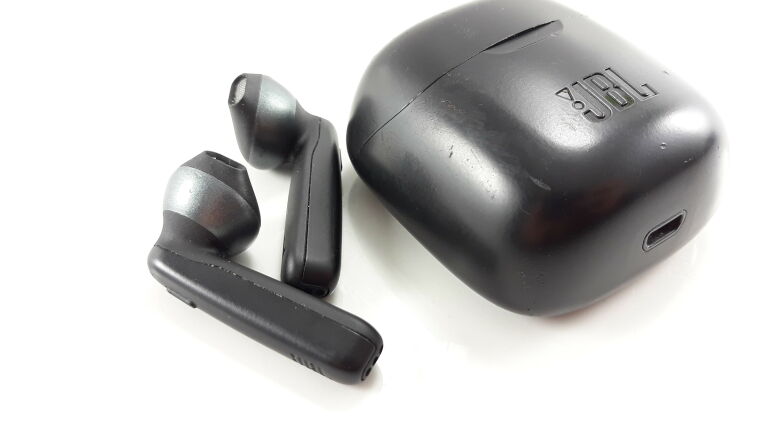 SŁUCHAWKI BLUETOOTH JBL TUNE 220 TWS