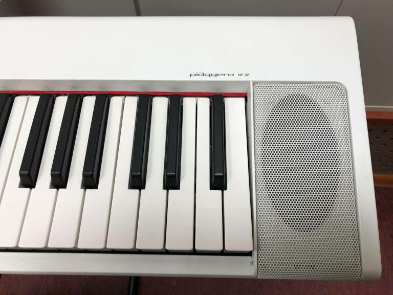 YAMAHA NP 32 WH PIANINO CYFROWE ZESTAW PROMOCJA!
