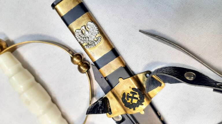 szpada-gornicza-okazja-okres-brak-informacji