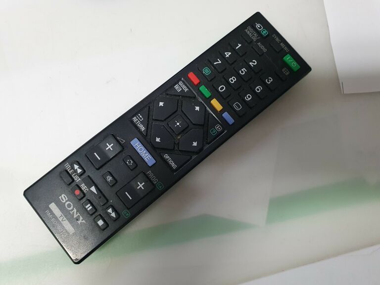 TV SONY KDL-32R400C / TYLKO ODBIÓR OSOBISTY