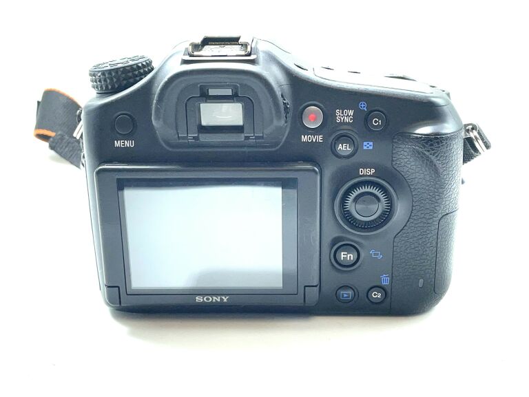 SONY ALFA ILCA-68 +TAMRON 18-200 F/3,5-6,3 DI II