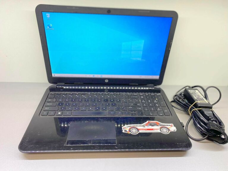 HP AMD E1-2100 / 4GB / 500GB / WIN10