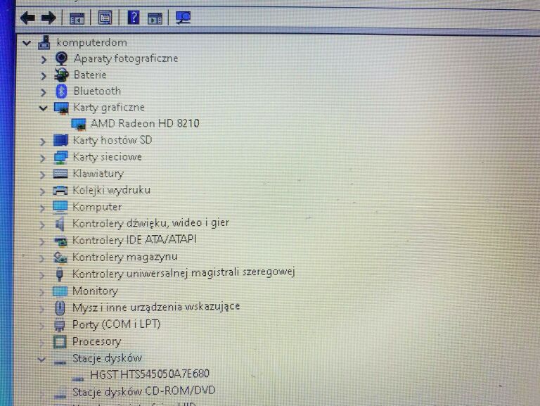 HP AMD E1-2100 / 4GB / 500GB / WIN10