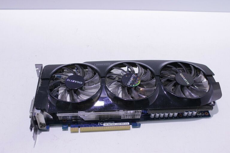 KARTA GRAFICZNA GIGABYTE GEFORCE GTX670