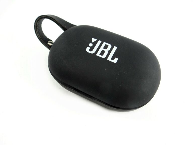 sluchawki-jbl-free-x8-stan-uzywany