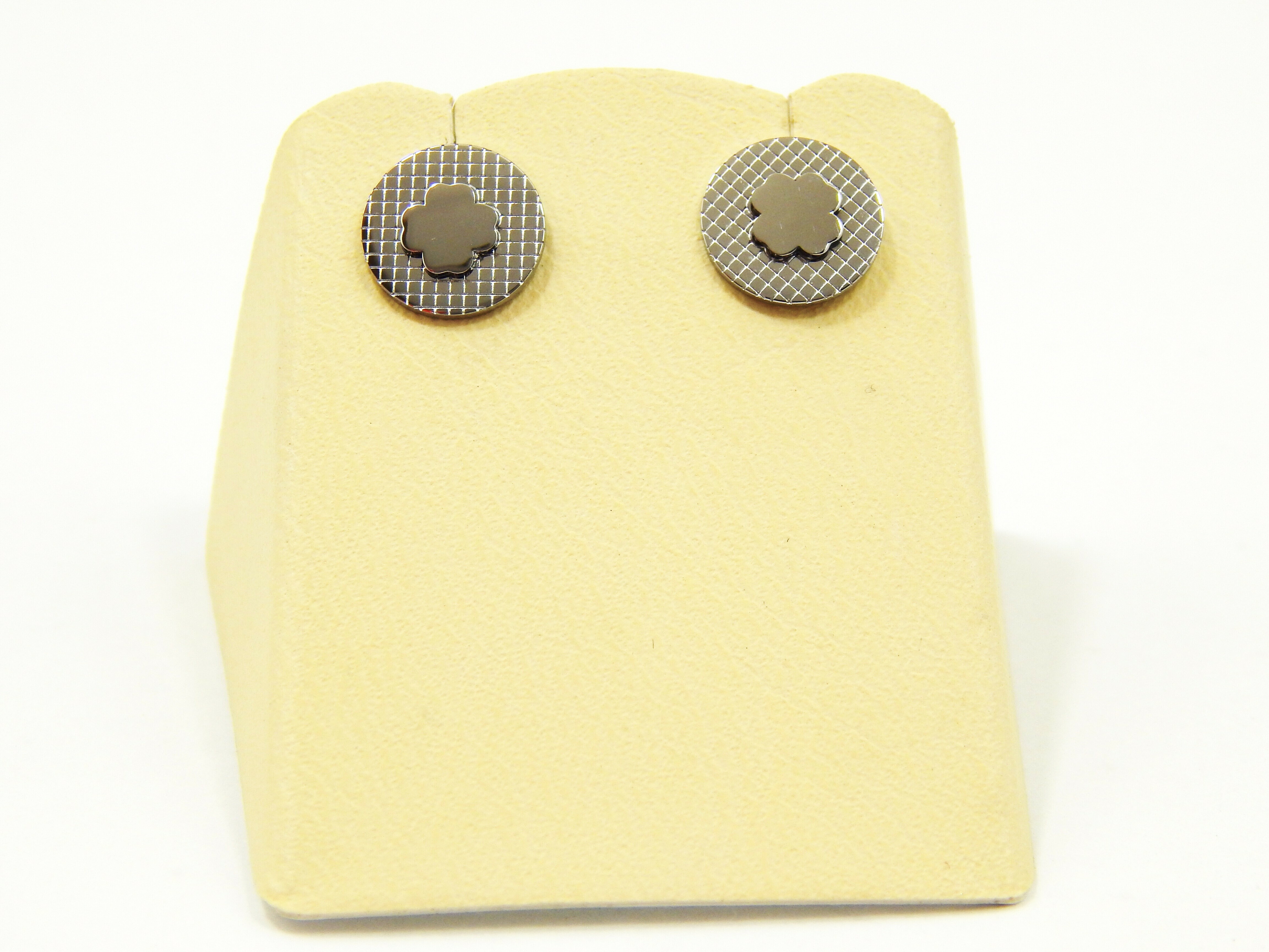 delikatne-kolczyki-stal-chirurgiczna-chrusciela-17-warszawa-dz-matuszewicz-spj