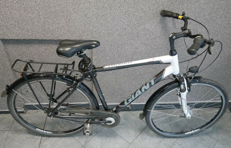 ROWER TREKKINGOWY GIANT TOURER CS L 21 CALI WWA