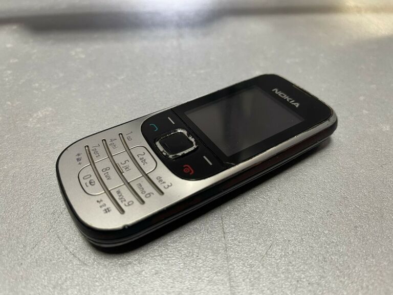 TELEFON NOKIA 2330C-2