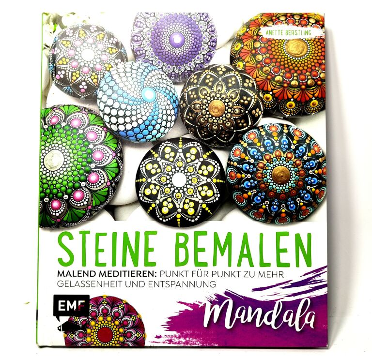 KSIAZKA STEINE BEMALEN MANDALA DE
