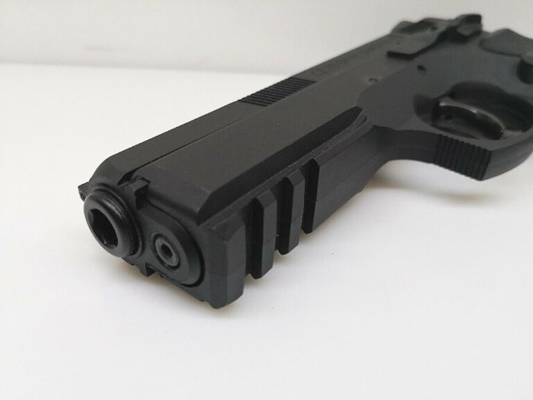 wiatrowka-cz-75-sp-01-shadowwalizka-kaliber-45