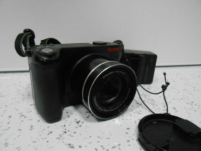 APARAT KODAK EASYSHARE Z8612 IS
