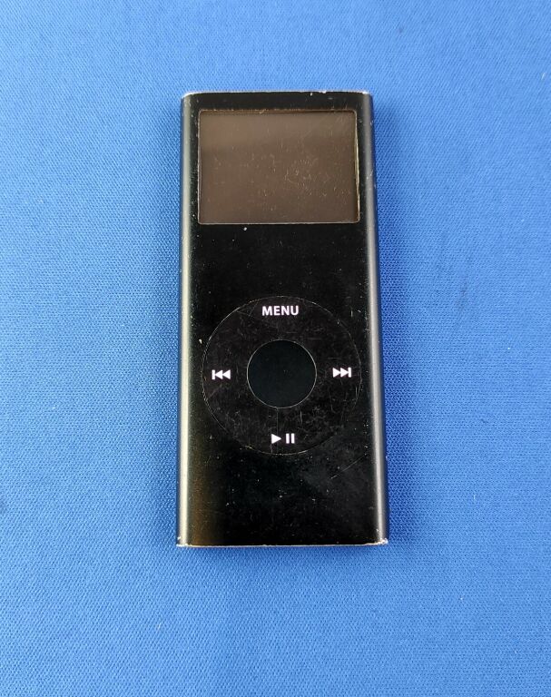 APPLE IPOD A1199 8 GB CZARNY