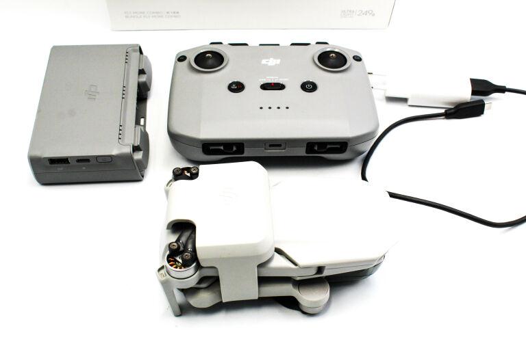 DRON DJI MINI 2 FLY MORE COMBO + GWARANCJA