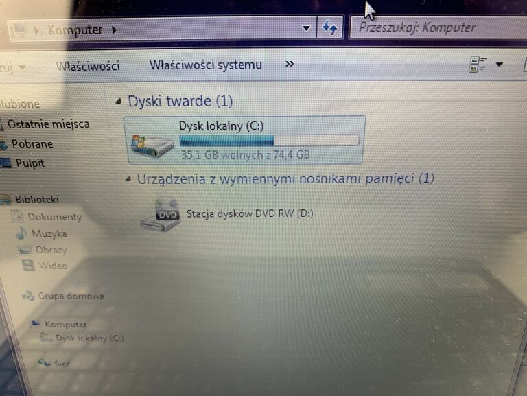 laptop-acer-aspire-5733-4gb-ram-i3-m380-80gb-hdd-rozdzielczosc-px-1366-x-768