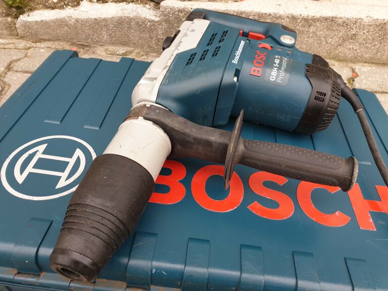 MŁOT UDAROWY BOSCH GBH 5-40 DCE STAN BDB WALIZKA