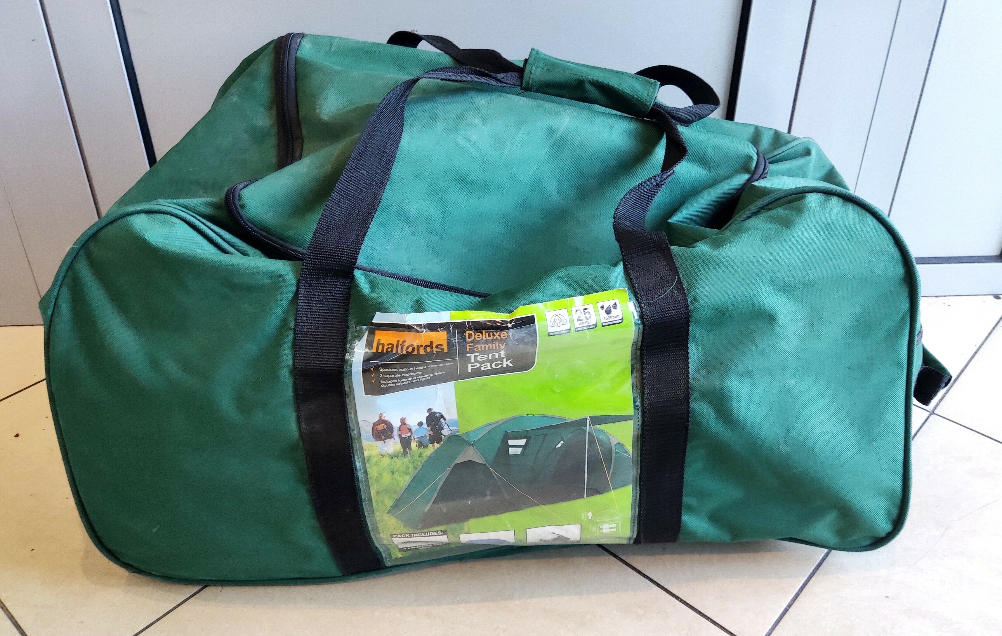 namiot-4osobowy-halfordswalizka-dworcowa-1a-pisz