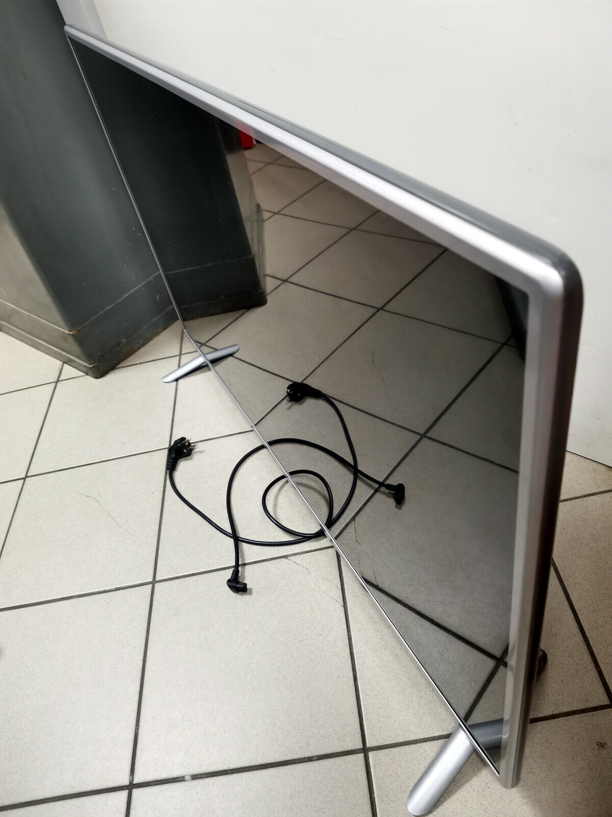 telewizor-lg-47lb5700-pilot-typ-telewizora-lcd