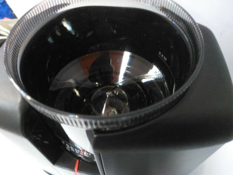 mlynek-do-kawy-wilfa-cgws-130b-mechanizm-mielacy-zarna