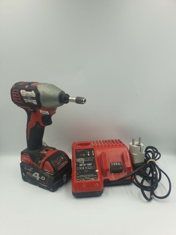 KLUCZ UDAROWY MILWAUKEE M18 POLECAMY WARTO