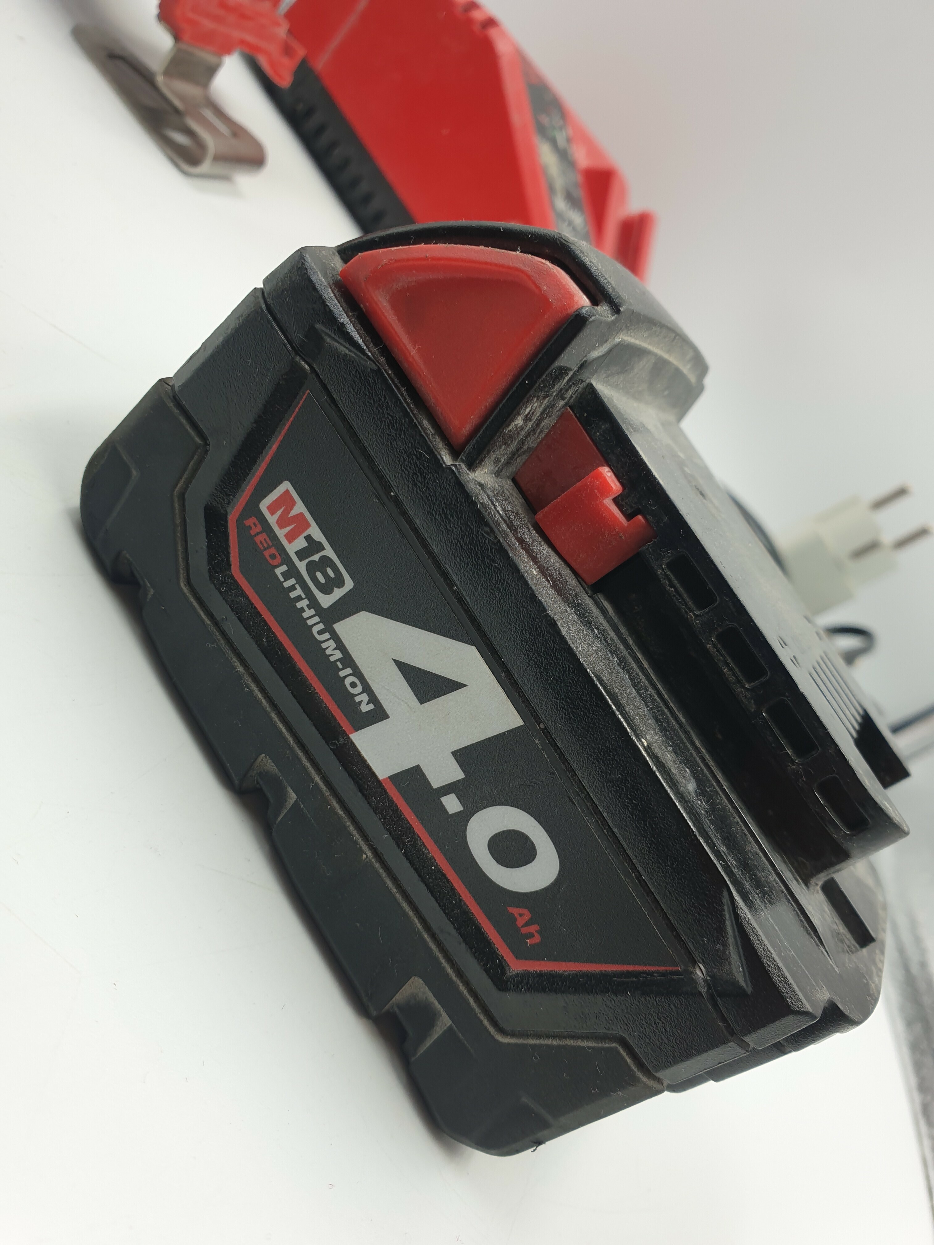 klucz-udarowy-milwaukee-m18-polecamy-warto-rodzaj-silnika-silnik-bezszczotkowy