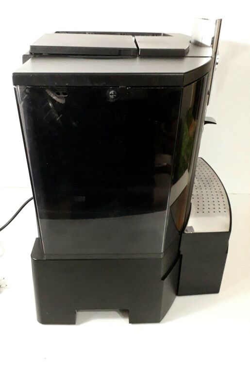 ekspres-cisnieniowy-jura-impressa-xs9-classic-wbudowany-mlynek-tak